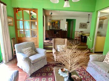 Casa en Venta con Fines Comerciales 3D 3B, La Reina