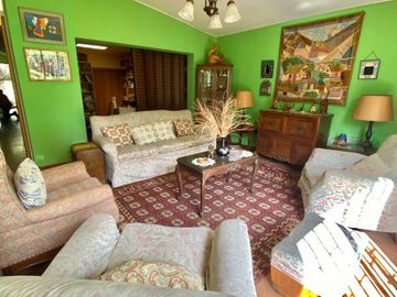 Casa en Venta con Fines Comerciales 3D 3B, La Reina