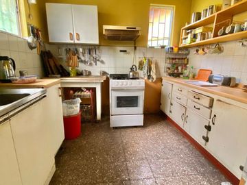 Casa en Venta con Fines Comerciales 3D 3B, La Reina