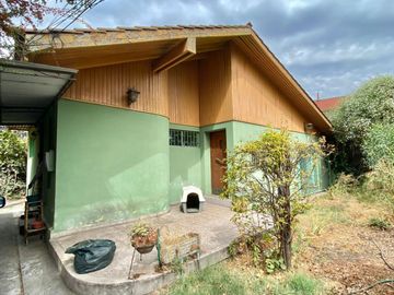 Casa en Venta con Fines Comerciales 3D 3B, La Reina