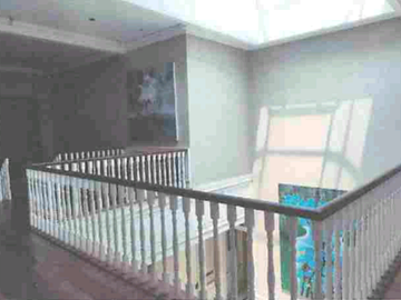 Rumah Mewah Terawat 2 Lantai Dengan Kolam Renang Kawasan Elite Di Menteng Jakarta Pusat