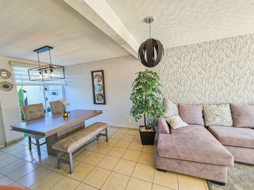 Venta de Casa Alberca y Departamento a 45 min de la CDMX.