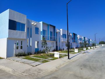 Venta de Casa Alberca y Departamento a 45 min de la CDMX.