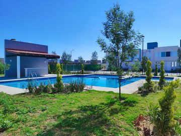 Venta de Casa Alberca y Departamento a 45 min de la CDMX.