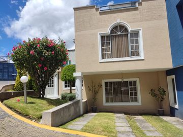 De oportunidad!! Casa en venta Santa Lucia, Kennedy, Norte  de Quito