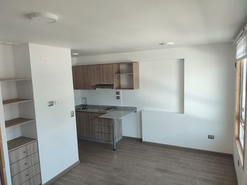 Estudio en Trizano casi esquina con Av. Alemania.