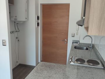 Estudio en Trizano casi esquina con Av. Alemania.
