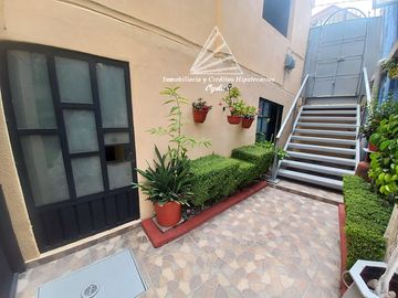 VENTA DE PROPIEDAD CON 2 CASAS EN PUEBLO MAGICO TEPOTZOTLAN
