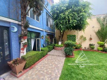 VENTA DE PROPIEDAD CON 2 CASAS EN PUEBLO MAGICO TEPOTZOTLAN