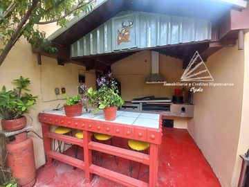 VENTA DE PROPIEDAD CON 2 CASAS EN PUEBLO MAGICO TEPOTZOTLAN