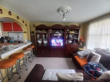 VENTA DE PROPIEDAD CON 2 CASAS EN PUEBLO MAGICO TEPOTZOTLAN