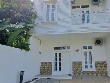 Rumah Ahz Jatimakmur Pondokgede, Baru 2 LANTAI, Harga Murah Mewah Exclusive, Kota Bekasi Jual Dijual