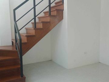 Fonte di Versailles: House for Sale