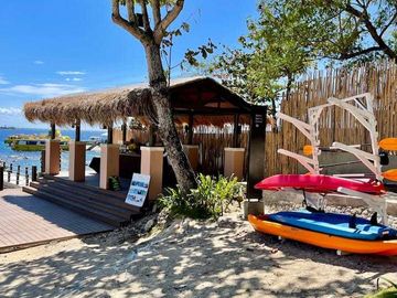 For Sale: One Bedroom Unit near Beachfront in Mactan Cebu