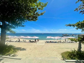 For Sale: One Bedroom Unit near Beachfront in Mactan Cebu