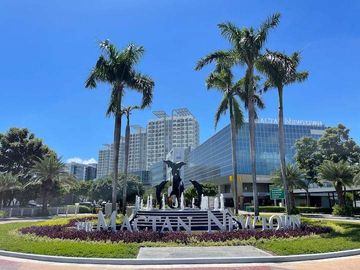For Sale: One Bedroom Unit near Beachfront in Mactan Cebu