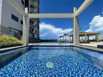 For Sale: One Bedroom Unit near Beachfront in Mactan Cebu