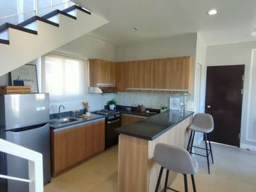 3Bedroom House and lot in Nuvali For sale Southdale Averdeen near Miriam College Solenad and Calax