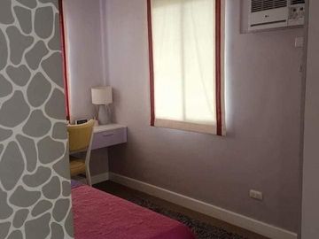 HOUSE AND LOT FOR SALE IN IN VERMOSA PARKLANE