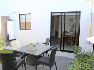 SUPER Oportunidad CASA única EN VENTA, en Privada Brescia 3rec, 2.5Baños, seguridad, sobre Avenida Constituyentes