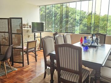VENDO BELLO  DEPARTAMENTO EN SURCO. AV. LA ENCALADA CDRA 11 (MONTERRICO)