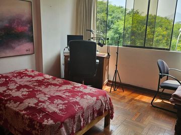 VENDO BELLO  DEPARTAMENTO EN SURCO. AV. LA ENCALADA CDRA 11 (MONTERRICO)
