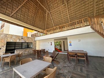 Casa en venta en Telchac Puerto con club de playa y amenidades privadas