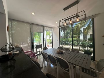 Casa en venta en Telchac Puerto con club de playa y amenidades privadas