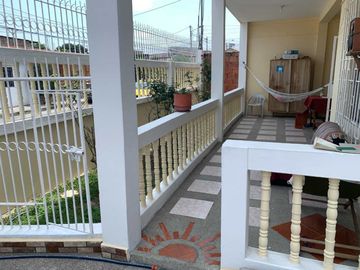 casa de venta en manta zona norte aeropuerto