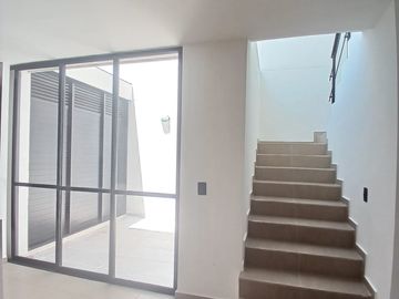 Casa en Arriendo con muy buena ubicación en Cerritos