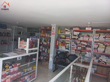 Terreno con casa de venta en Atuntaqui, al filo de la panamericana