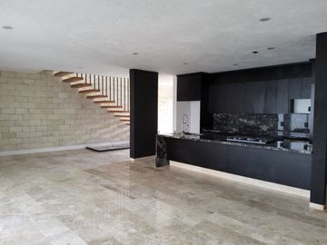 Venta de casa con 3 recamaras en Condesa Juriquilla Querétaro