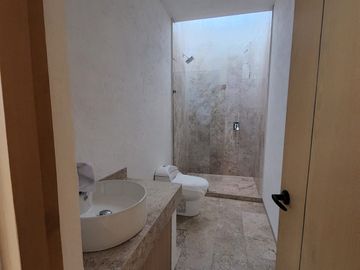 Venta de casa con 3 recamaras en Condesa Juriquilla Querétaro