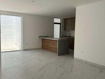 Casa en Venta en St. Charbel Aguascalientes (MAGGIE)