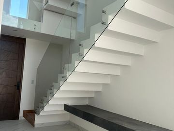 Casa en Venta en St. Charbel Aguascalientes (MAGGIE)