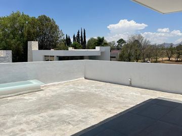 Casa en Venta en St. Charbel Aguascalientes (MAGGIE)