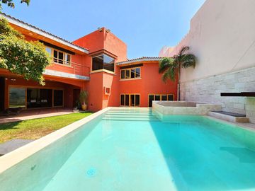 Casa en Venta en Jardines de Virginia