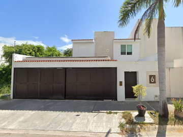 Av. Nizuc 6 - Cancún