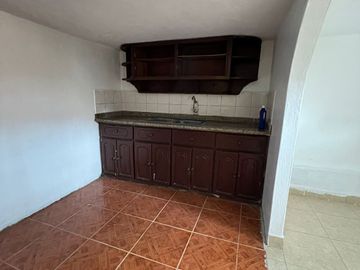 Casa en VENTA (rentera), en Latacunga,El Calvario.