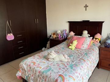 VENDO CASA EN CONDOMINIO VILLA CAPRI CUMBRES DEL LAGO JURIQUILLA