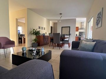 VENDO CASA EN CONDOMINIO VILLA CAPRI CUMBRES DEL LAGO JURIQUILLA