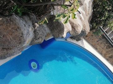 CASA EN VENTA FRACCIONAMIENTO BRISAS DE CUERNAVACA CON ALBERCA Y JARDIN
