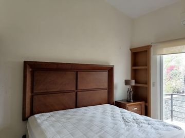 CASA EN VENTA FRACCIONAMIENTO BRISAS DE CUERNAVACA CON ALBERCA Y JARDIN