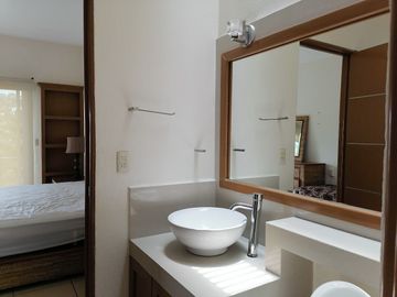 CASA EN VENTA FRACCIONAMIENTO BRISAS DE CUERNAVACA CON ALBERCA Y JARDIN