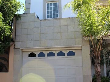 CASA EN VENTA EN PEDREGAL DE QUERETARO