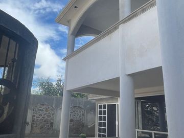 Casa Residencial con gran terreno en Cerro Colorado, Hidalgo