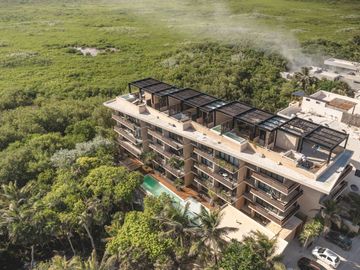 Condominio con alberca privada, club de playa, acceso al mar, en venta, Tankah, Tulum.