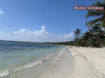 Condominio con alberca privada, club de playa, acceso al mar, en venta, Tankah, Tulum.