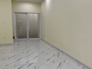 DIJUAL RUMAH SIAP HUNI MURAH DI KAYU PUTIH JAKARTA TIMUR, RUMAH READY 2 LANTAI BARU DEKAT KE PULO MAS JAKTIM, RUMAH STRATEGIS DEKAT VELODROME 3 KAMAR