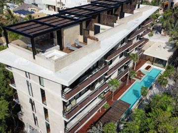 Penthouse con alberca privada, club de playa, acceso al mar en venta, Tankah, Tulum.